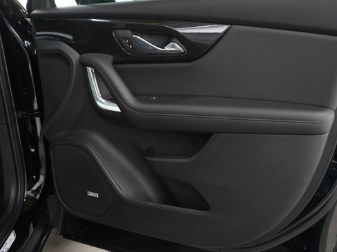 Used 2020 Chevrolet Blazer Premier w/ Driver Confidence II Package image 9