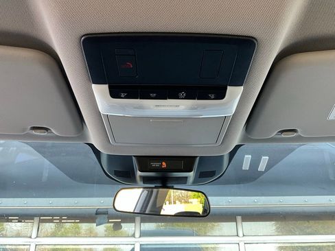 Used 2025 Nissan Rogue SV image 16