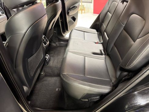 Used 2020 Kia Sportage EX image 22