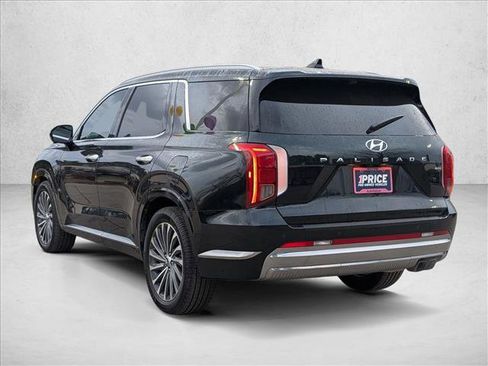 Used 2024 Hyundai Palisade Calligraphy image 7