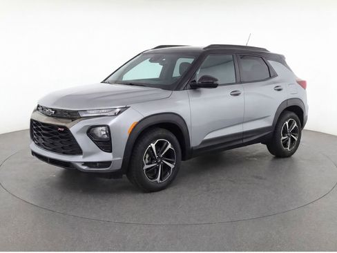 Used 2023 Chevrolet TrailBlazer RS w/ Convenience Package FWD image 1