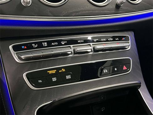 Certified 2022 Mercedes-Benz E 350 4MATIC Sedan image 30