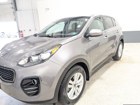 Used 2019 Kia Sportage LX AWD/4WD image 6