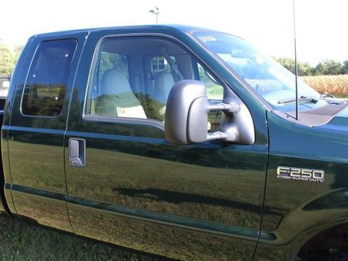 Used 2000 Ford F250 Lariat image 6