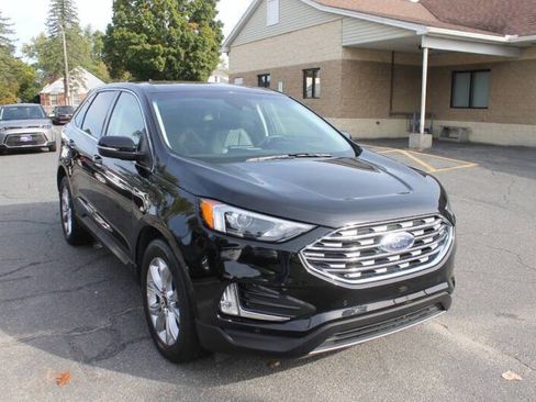 Used 2024 Ford Edge Titanium image 8