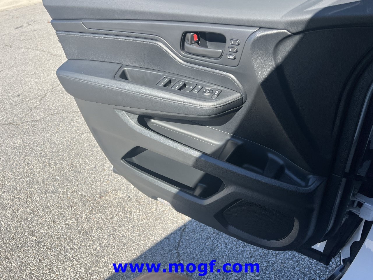 Used 2024 Honda Odyssey EX-L image 16