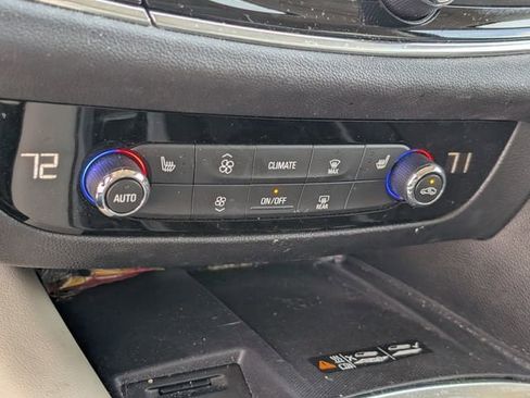 Used 2023 Buick Enclave Essence w/ Experience Buick Package image 18