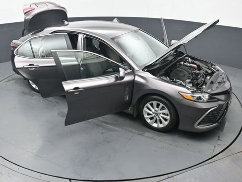 Certified 2023 Toyota Camry LE image 54