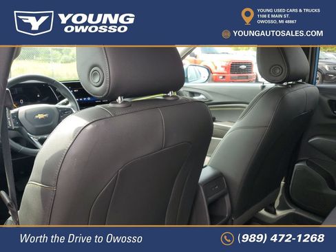 Used 2025 Chevrolet Trax LT w/ Driver Confidence Package FWD image 26