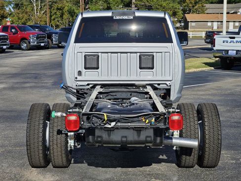 New 2026 RAM 4500 Tradesman w/ Chrome Appearance Group image 6
