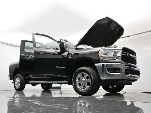 Used 2024 RAM 2500 Big Horn image 47