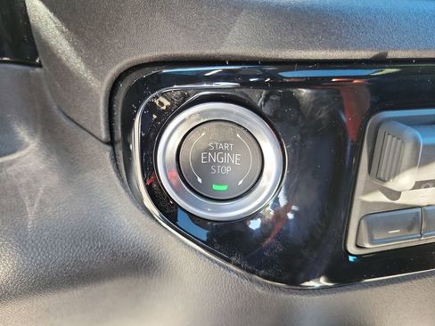 New 2026 GMC Sierra 2500 SLT w/ SLT Premium Package image 32