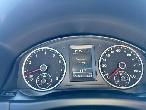 Used 2013 Volkswagen Tiguan SEL image 22