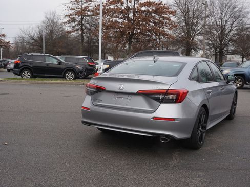 Used 2023 Honda Civic Sport image 4