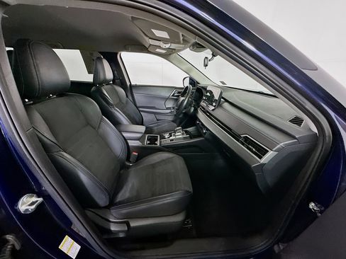 Used 2024 Mitsubishi Outlander SE image 34