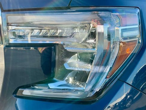 Used 2021 GMC Sierra 1500 SLT image 10