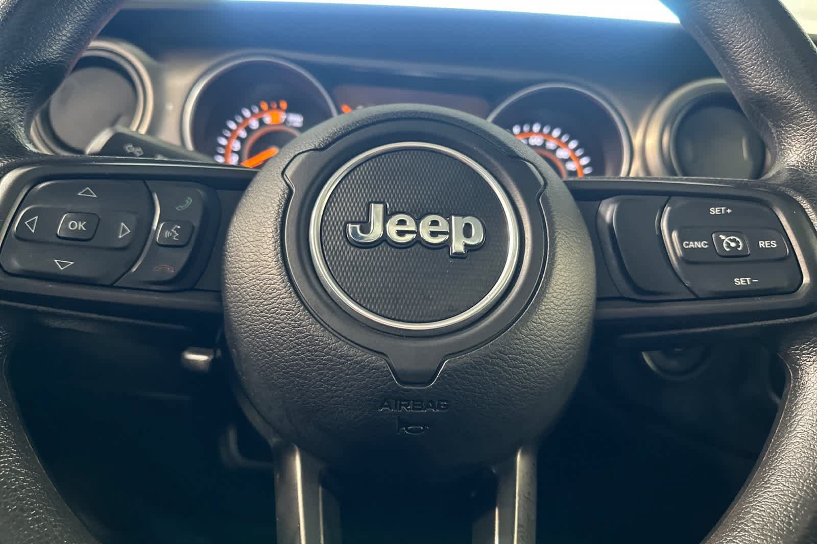 Used 2021 Jeep Wrangler Unlimited Sport AWD/4WD image 29