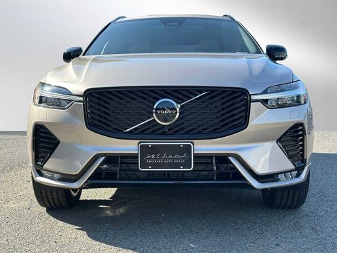 New 2026 Volvo XC60 B5 Plus w/ Protection Package Premier image 8