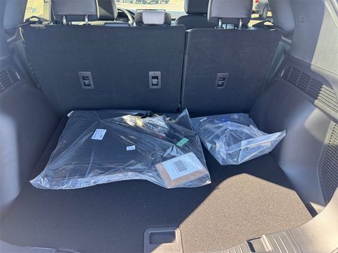 New 2026 Ford Escape SE image 18