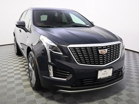 New 2025 Cadillac XT5 Premium Luxury w/ Technology Package AWD/4WD image 9
