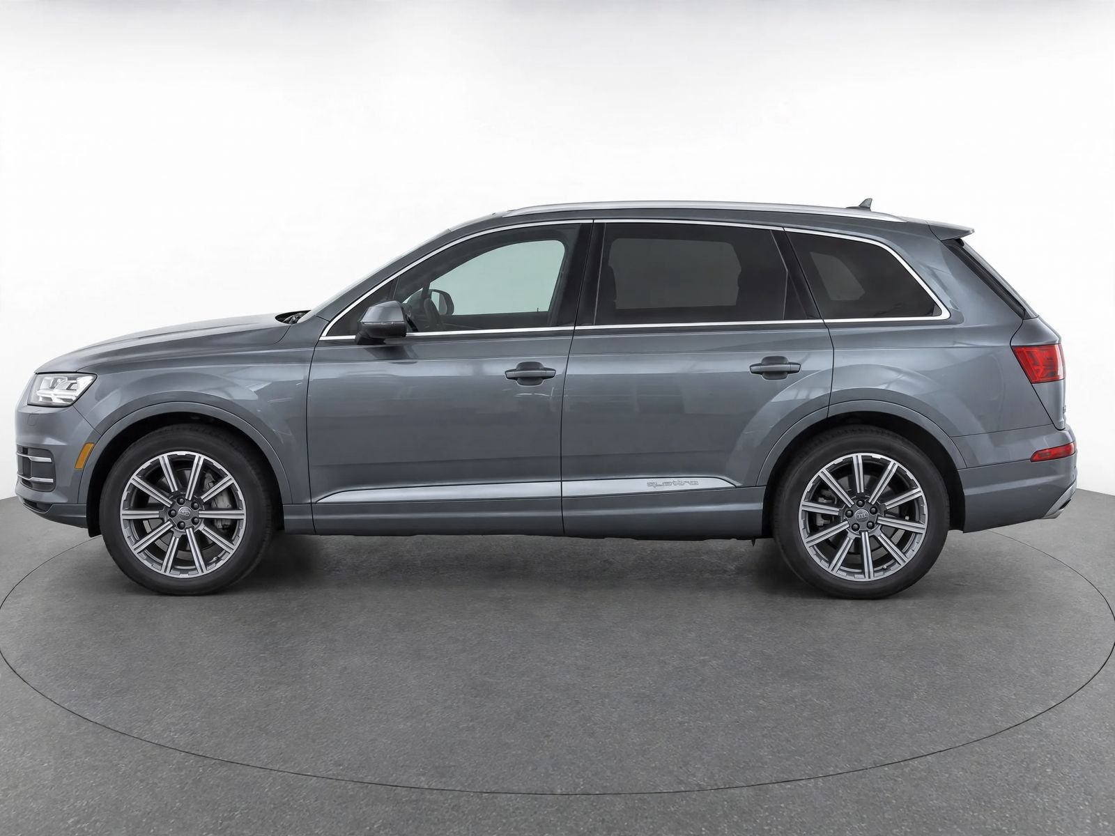 Used 2017 Audi Q7 3.0T Premium Plus AWD/4WD image 3