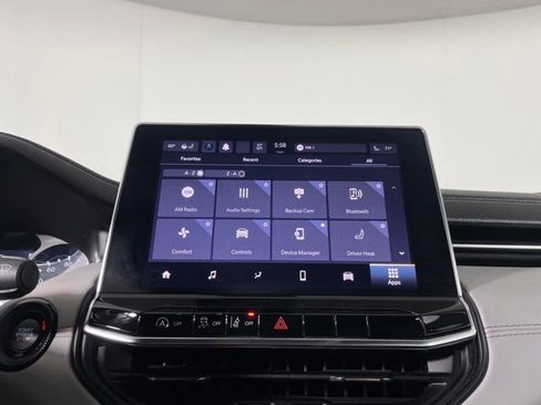 Used 2022 Jeep Compass Limited w/ Sun and Sound Group AWD/4WD image 29