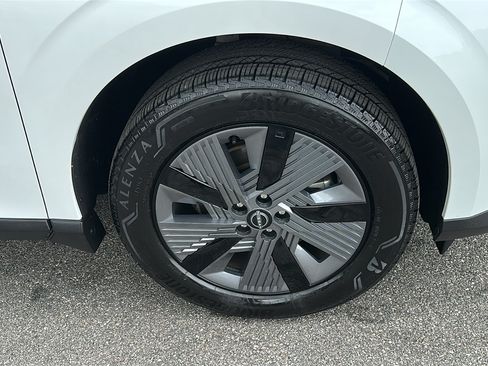 Certified 2025 Nissan Murano SL w/ Cargo Package AWD/4WD image 8