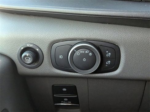 Used 2023 Ford Transit 350 XLT image 30