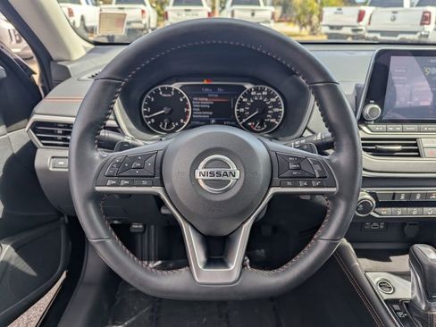 Used 2022 Nissan Altima 2.5 SR image 25