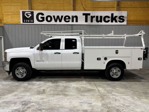 Used 2019 Chevrolet Silverado 2500 W/T w/ WT Convenience Package RWD image 2