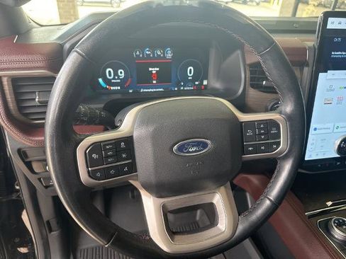 Certified 2023 Ford Expedition Limited image 11