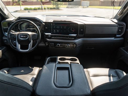 Used 2025 GMC Sierra 1500 SLT AWD/4WD image 20