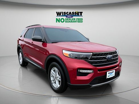 Used 2023 Ford Explorer XLT w/ Equipment Group 202A AWD/4WD image 1