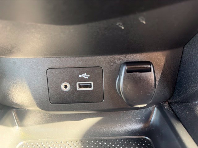 Used 2019 Nissan Rogue S w/ Special Edition Package FWD image 22