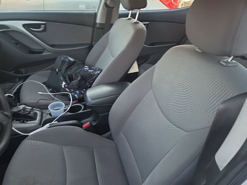 Used 2015 Hyundai Elantra SE w/ Option Group 02 image 5