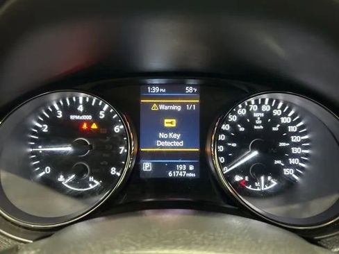 Used 2018 Nissan Rogue SL image 26