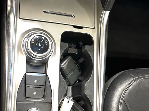 Used 2022 Ford Explorer Limited w/ Limited Technology Package image 18