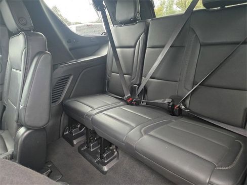 Used 2023 GMC Yukon Denali image 16