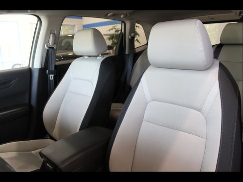 Certified 2025 Honda CR-V EX image 14