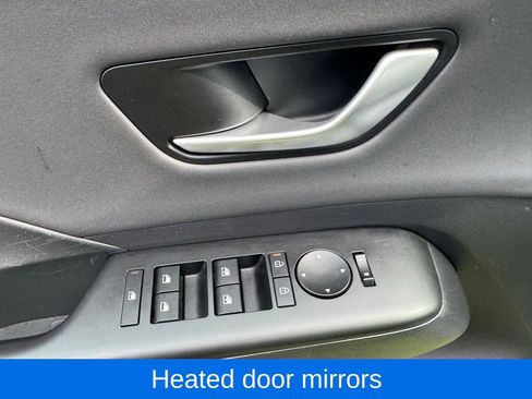 Used 2024 Hyundai Kona Limited image 18