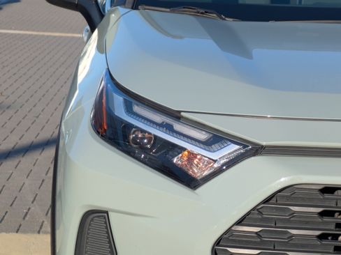 Used 2023 Toyota RAV4 XLE image 11