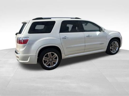 Used 2011 GMC Acadia Denali image 13