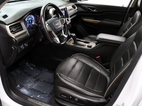 Used 2019 GMC Acadia Denali w/ Technology Package image 10