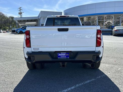 New 2026 Chevrolet Silverado 3500 W/T AWD/4WD image 4