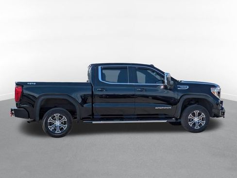 Used 2019 GMC Sierra 1500 SLE w/ SLE Value Package AWD/4WD image 2