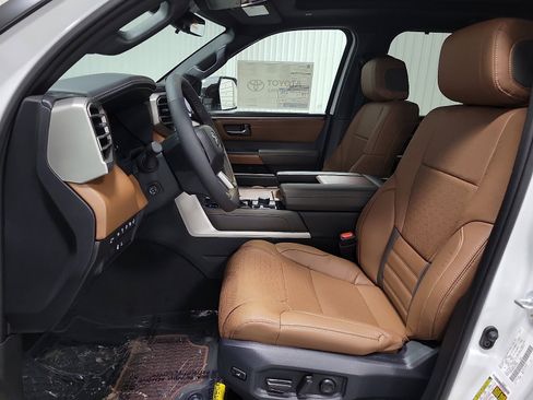 New 2026 Toyota Tundra 1794 Edition w/ TRD Off-Road Package AWD/4WD image 12