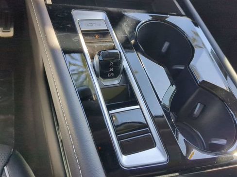 New 2026 Volkswagen Atlas SEL Premium R-Line AWD/4WD image 28
