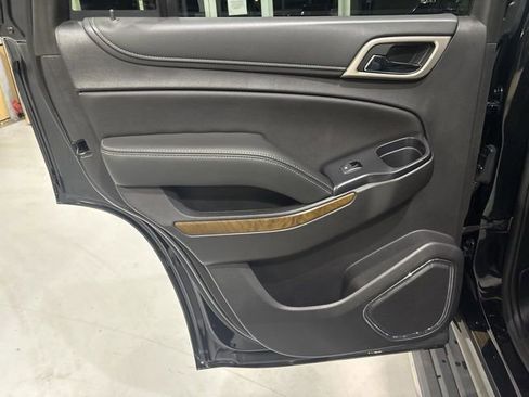 Used 2020 GMC Yukon Denali w/ Open Road Package image 25