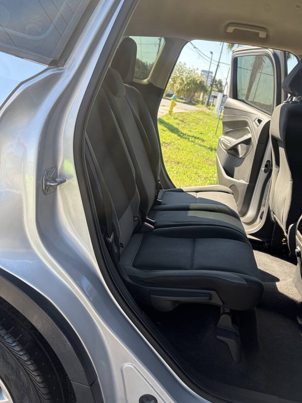 Used 2015 Ford Escape S FWD image 12