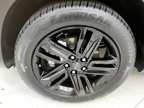 Used 2024 Chevrolet Trax ACTIV w/ Sunroof Package FWD image 74